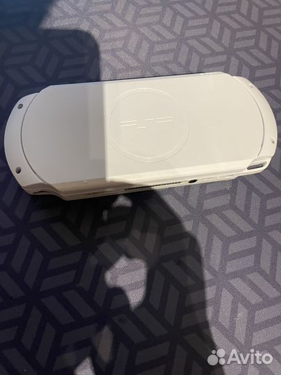 Sony PSP e 1008 прошитая не включается