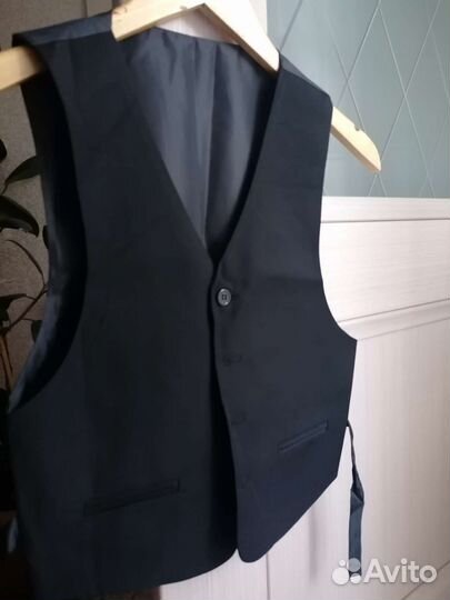 Новый Школьный костюм тройка