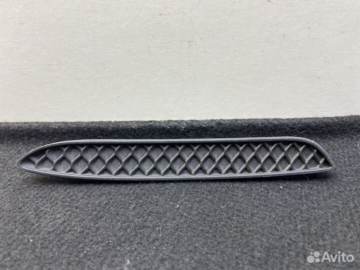 Накладка заднего бампера левая Mercedes Benz C118