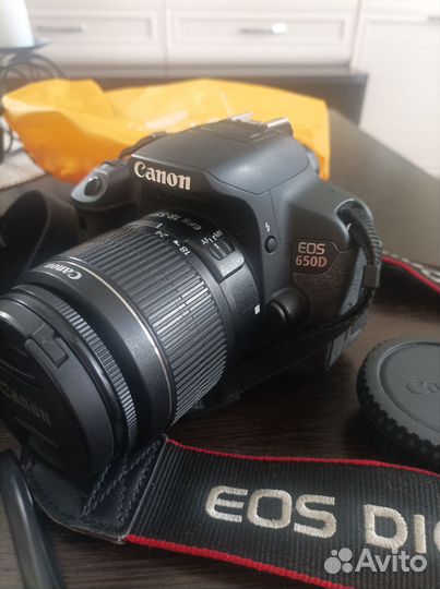 Зеркальный фотоаппарат canon