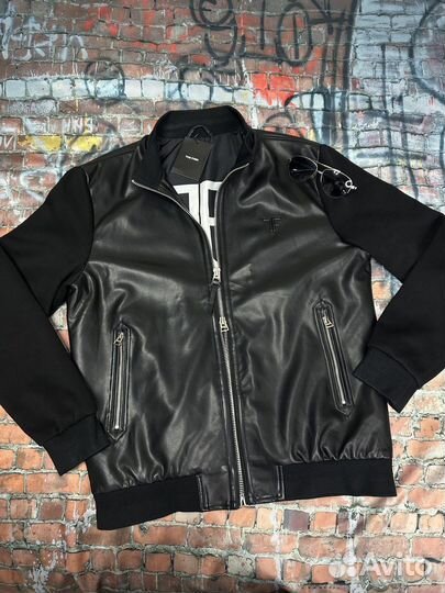 Кожаная куртка Tom ford