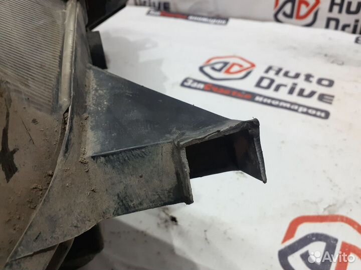 Geely Emgrand EC7 фара правая