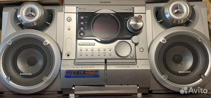 Кассетный магнитофон