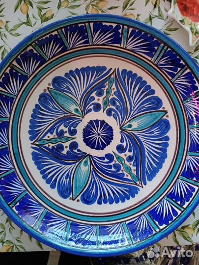 Керамическое блюдо