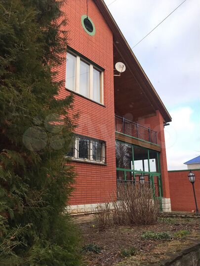 Коттедж 181 м² на участке 43 сот.