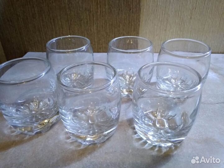 Стопки, рюмки