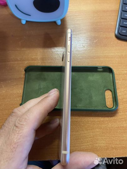 iPhone 8 Plus, 64 ГБ