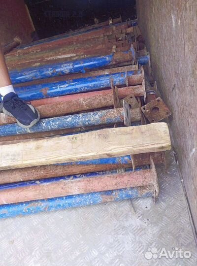 Стойка телескопическая б/у