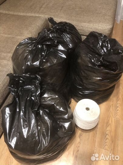 32 кг пряжи для вязания