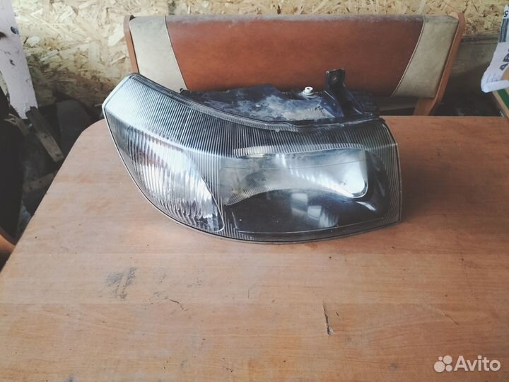 Фары ford transit 2002