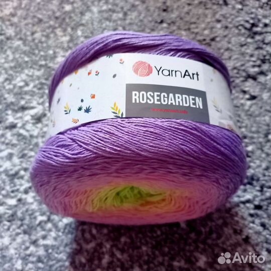 Пряжа и набор донышек