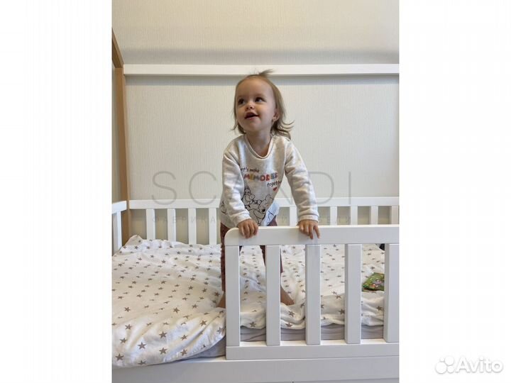 Детская кровать домик из бука