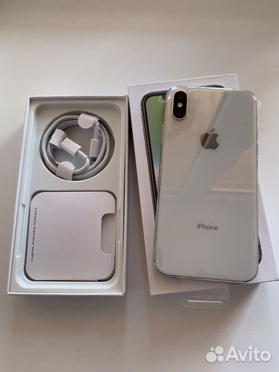 iPhone X, 64 ГБ