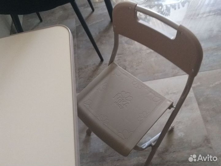 Детский столик и стульчик с 1.5 до 6 лет