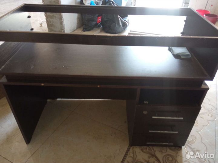 Полки и тумбы