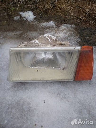 Фара левая + поворотник 2108-2109-2199