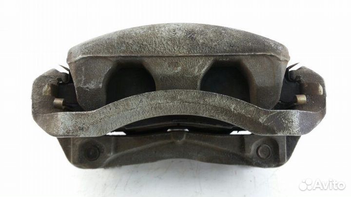 Суппорт передний правый Nissan Serena C25 2007