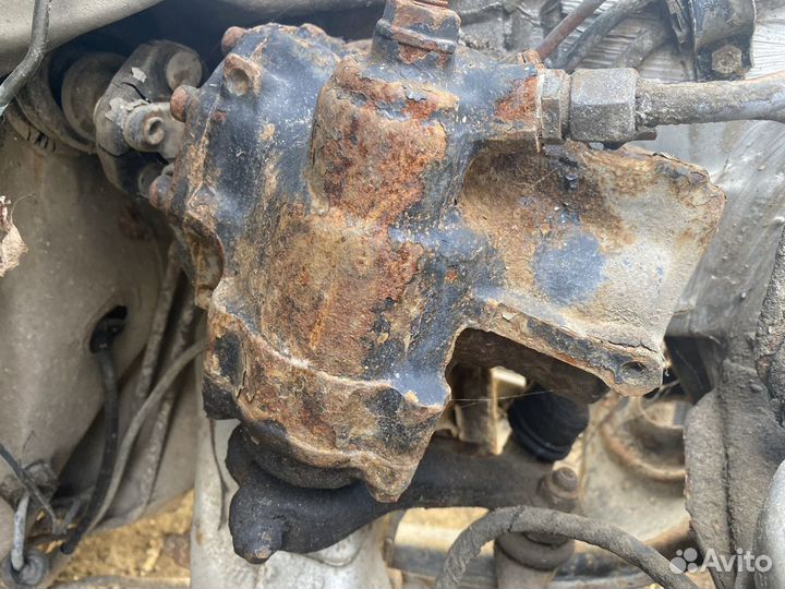 Рулевой редуктор w124 e200