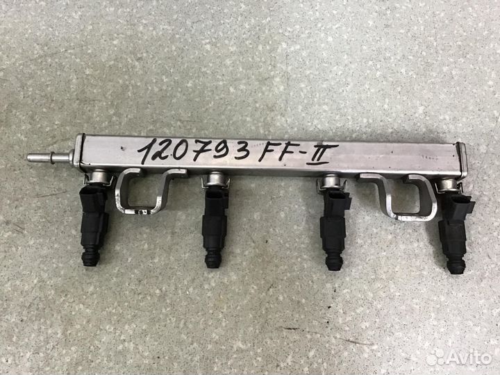 Рейка топливная (рампа) Ford Focus II 2005-2008