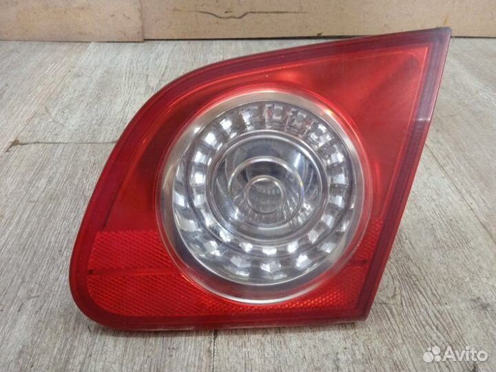 Фонарь задний правый Volkswagen Passat B6 BZB 2008
