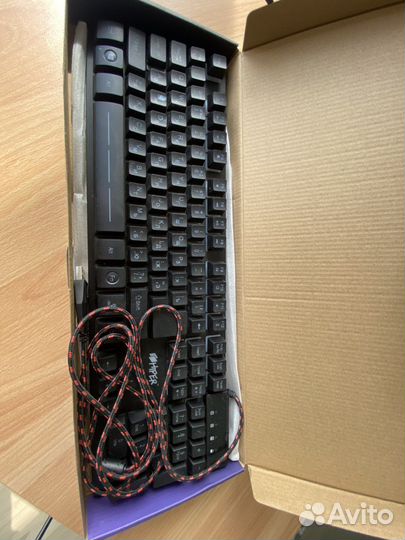 Игровая клавиатура с подсветкой