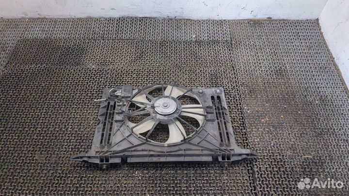 Вентилятор радиатора Toyota Auris E15, 2007
