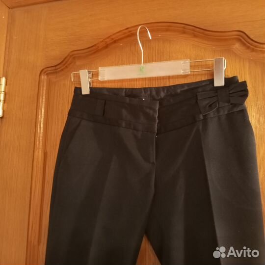 Брючный женский костюм 42-44р