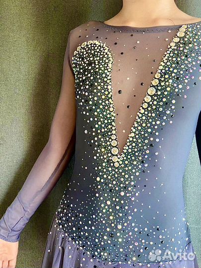 Костюм для фигурного катания 152