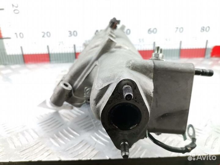 Коллектор впускной Hyundai Terracan рест. 2005