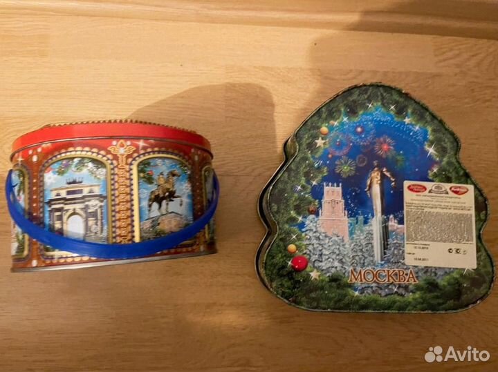 Коробки от кремлевского подарка 2011, 2012