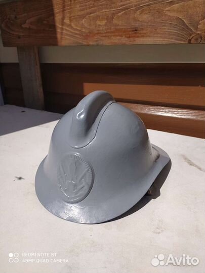 Шлем пожарного