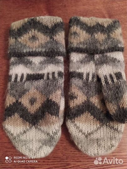 Берет, шарф, варежки новые