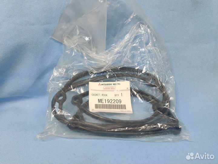 Прокладка клапанной крышки Mitsubishi Pajero 4 3.2