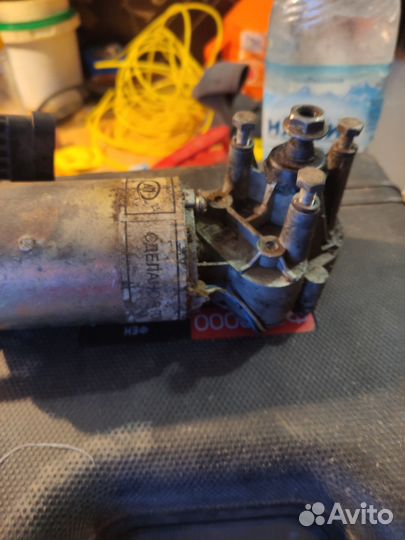 Мотор стеклоочистителя kalina