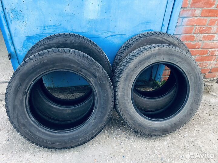 Viatti Brina Nordico V-522 205/65 R16 95T