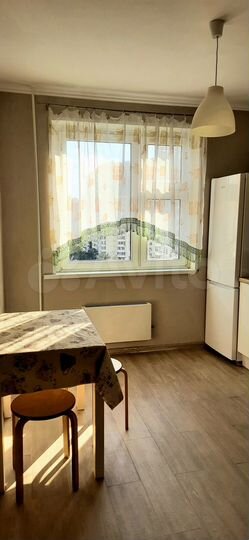 2-к. квартира, 55 м², 10/17 эт.