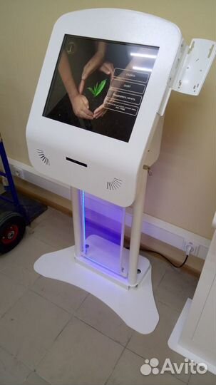 Информационный терминал с термопринтером Custom