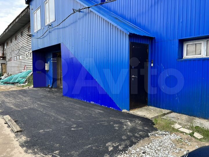 Гараж, > 30 м²