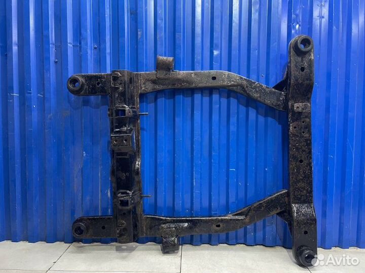 Подрамник передний Kia Carnival 1 2.5 K5 2004