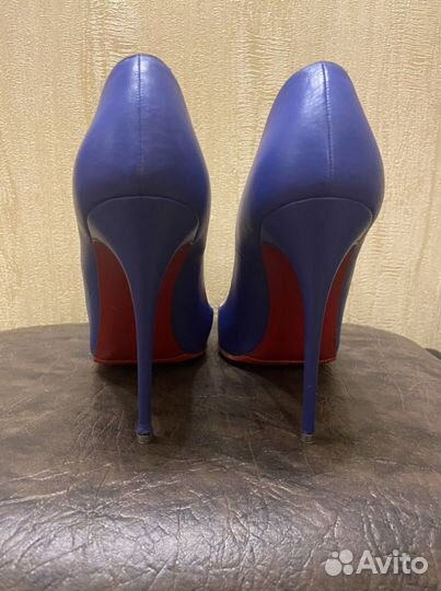 Christian louboutin. Строго оригинал. 39,5