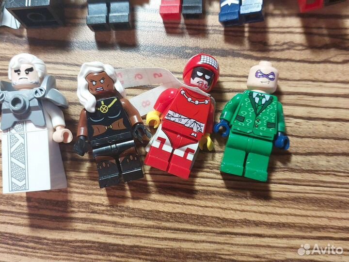 Lego минифигурки super heroes