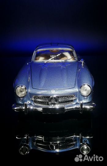 Модель автомобиля Mercedes-Benz 300 SL 1954г. 1:24