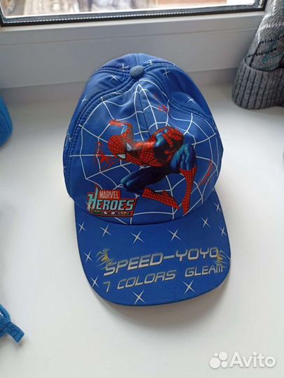 Демисезонные шапки на мальчика 7-10 лет пакетом