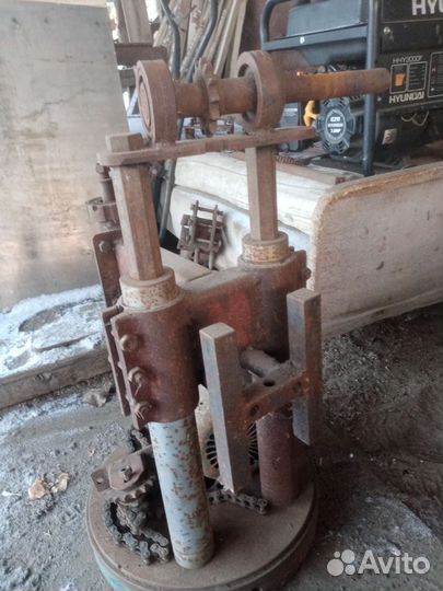 Станок сверлильный