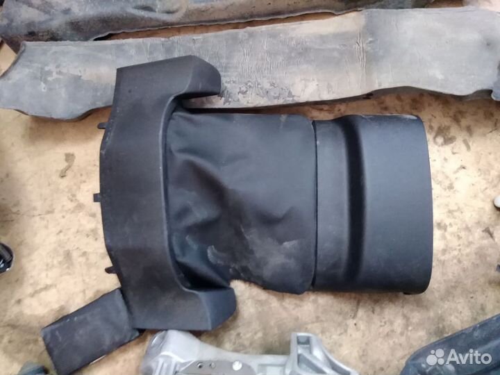 Кожух рулевой колонки Ford Focus 3 2011-18