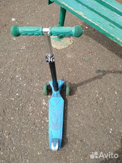 Самокат детский трехколесный светящиеся колеса