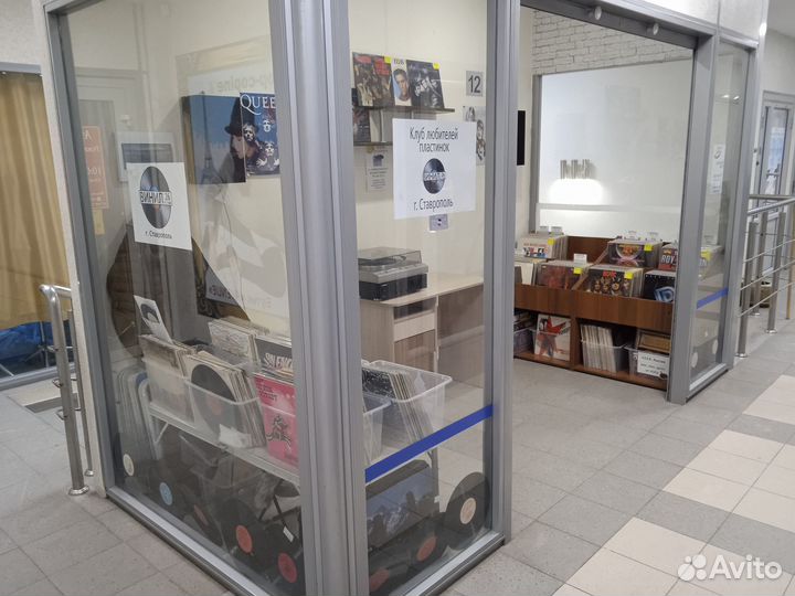 Nirvana, Iron Maiden, Dire Straits Brian May Queen