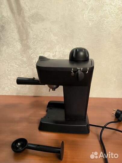 Кофеварка Kitfort кт-706 рожкового типа