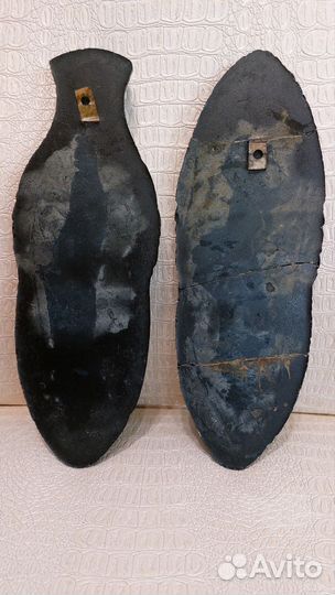 Маска сувенирная, дерево