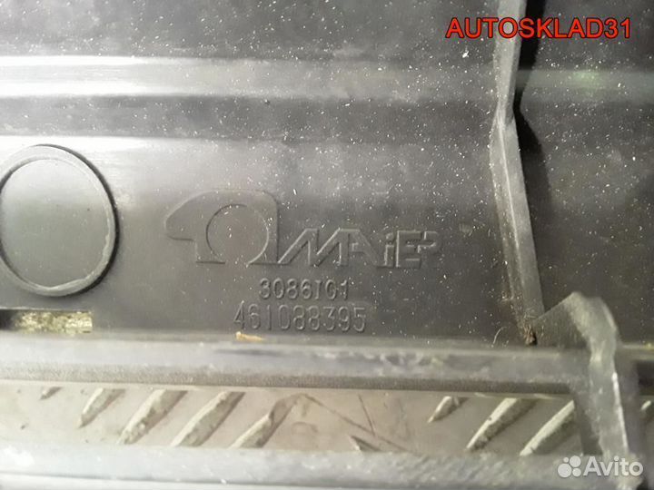Решётка радиатора Opel Meriva 13117843